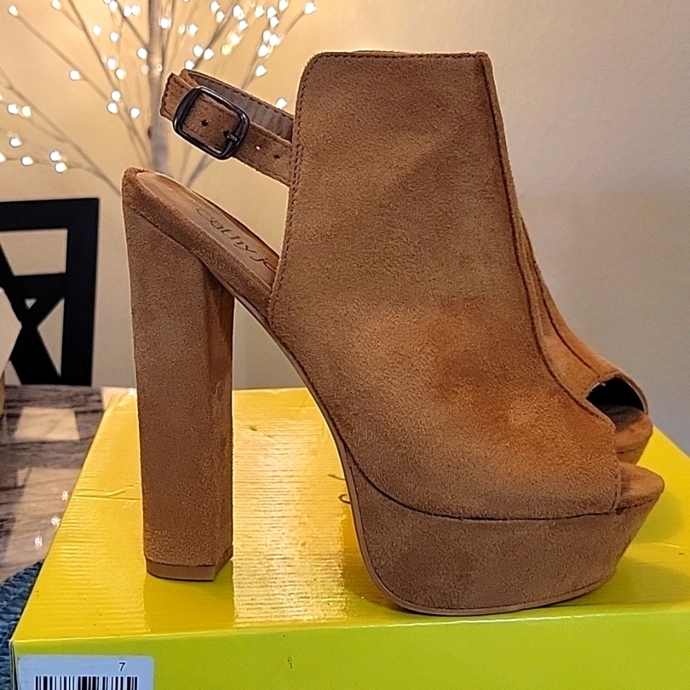 Brand new-Cathy Jean platforms